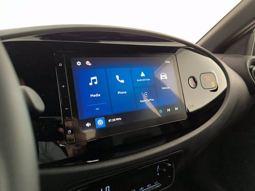 TOYOTA Aygo x 1.5 hybrid e-cvt