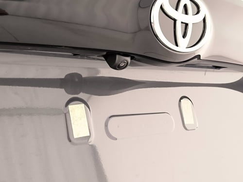 TOYOTA Yaris 1.5h 130 premium