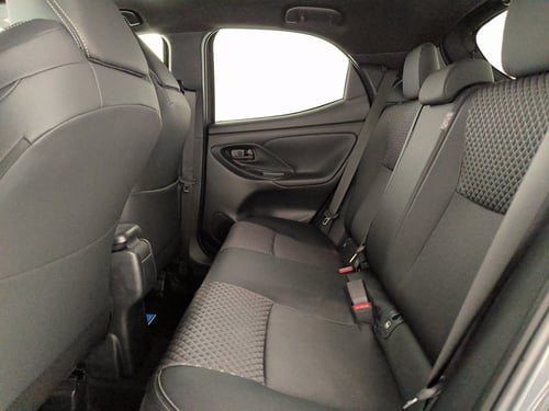 TOYOTA Yaris 1.5h 130 premium