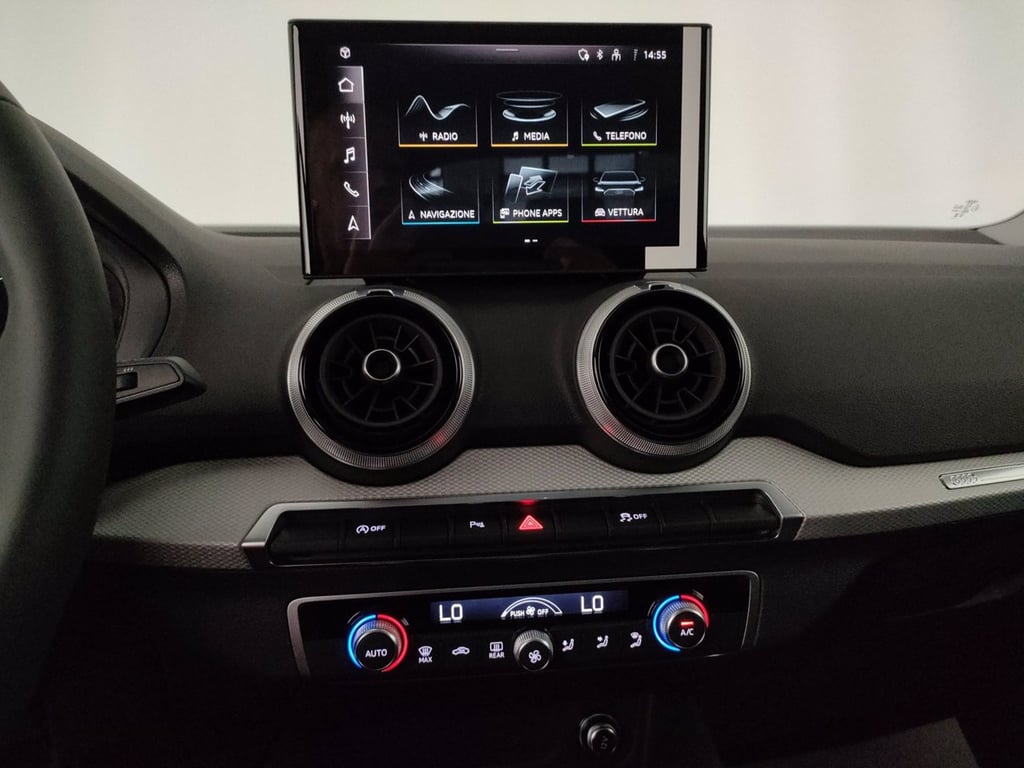 AUDI Q2 35 1.5 tfsi identity black s-tronic