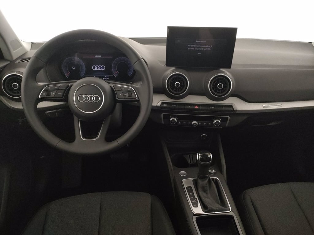 AUDI Q2 35 1.5 tfsi business s-tronic
