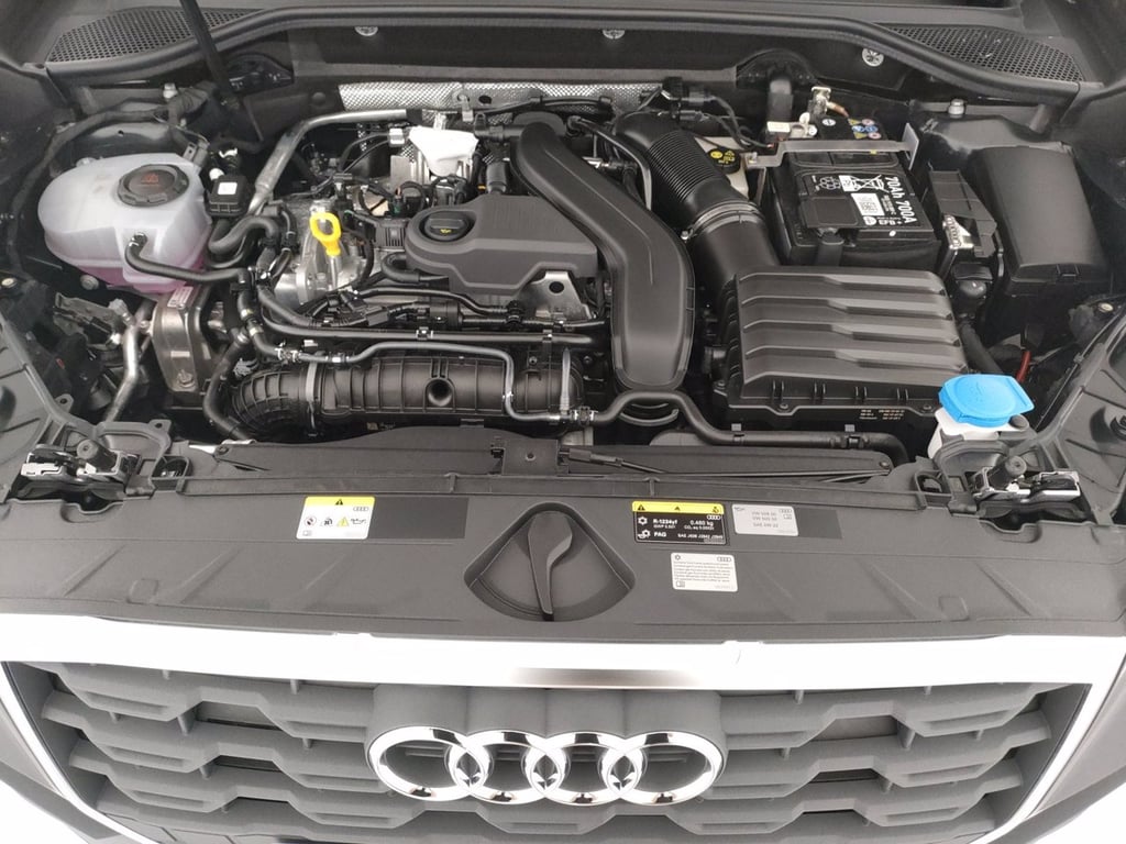 AUDI Q2 35 1.5 tfsi business s-tronic