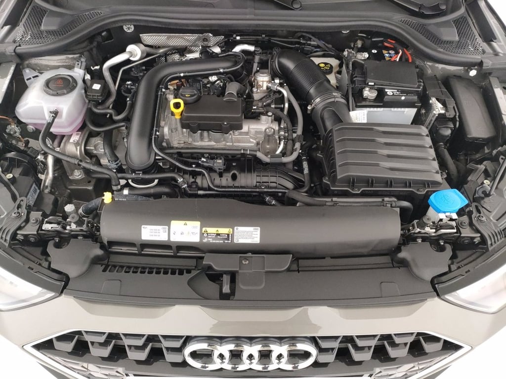 AUDI A1 sportback 30 1.0 tfsi business 116cv s-tronic