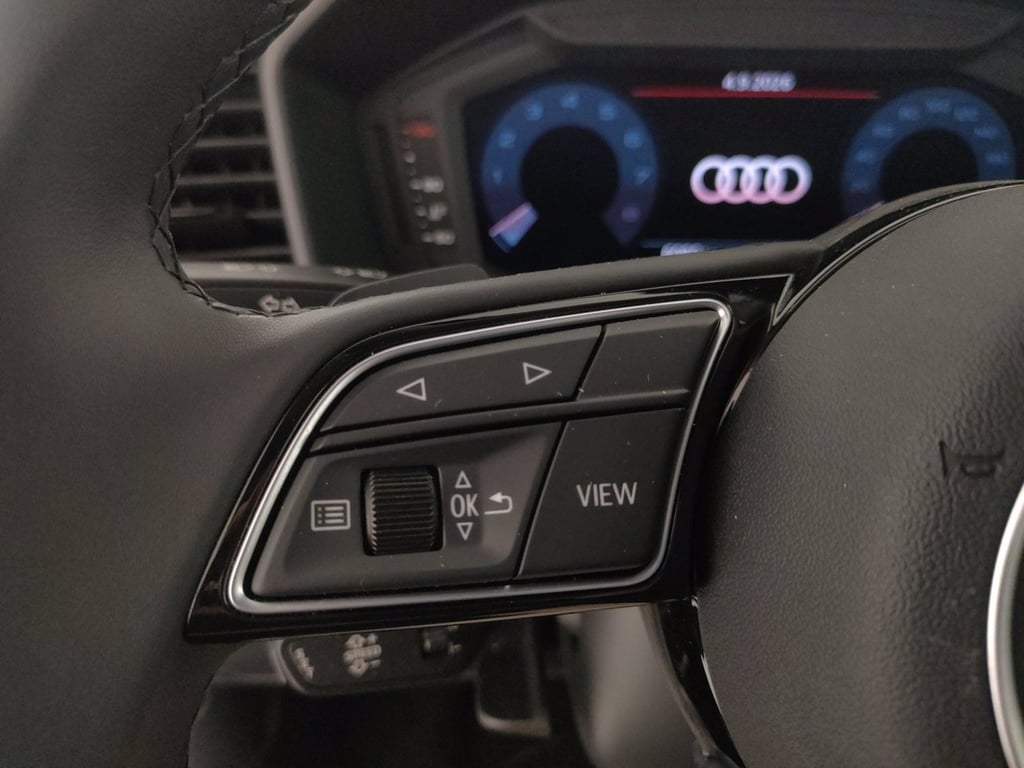 AUDI A1 sportback 30 1.0 tfsi business 116cv s-tronic