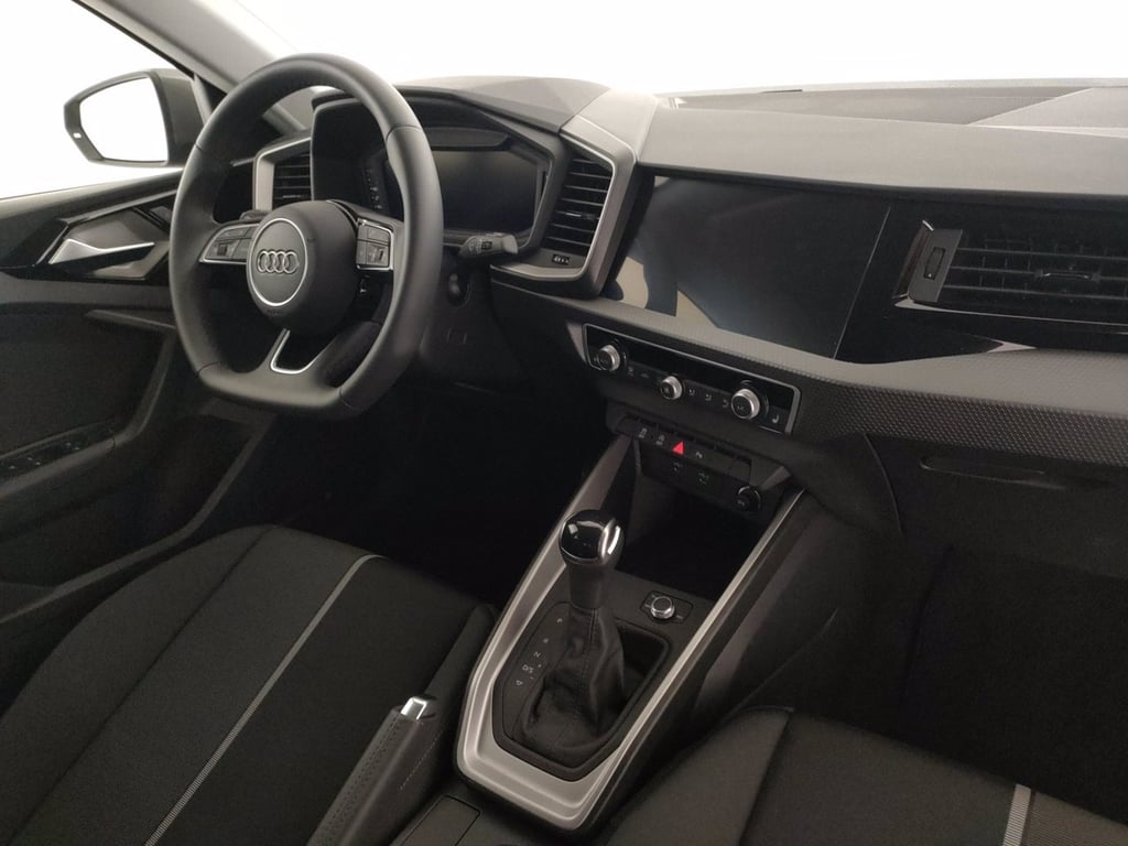 AUDI A1 sportback 30 1.0 tfsi business 116cv s-tronic