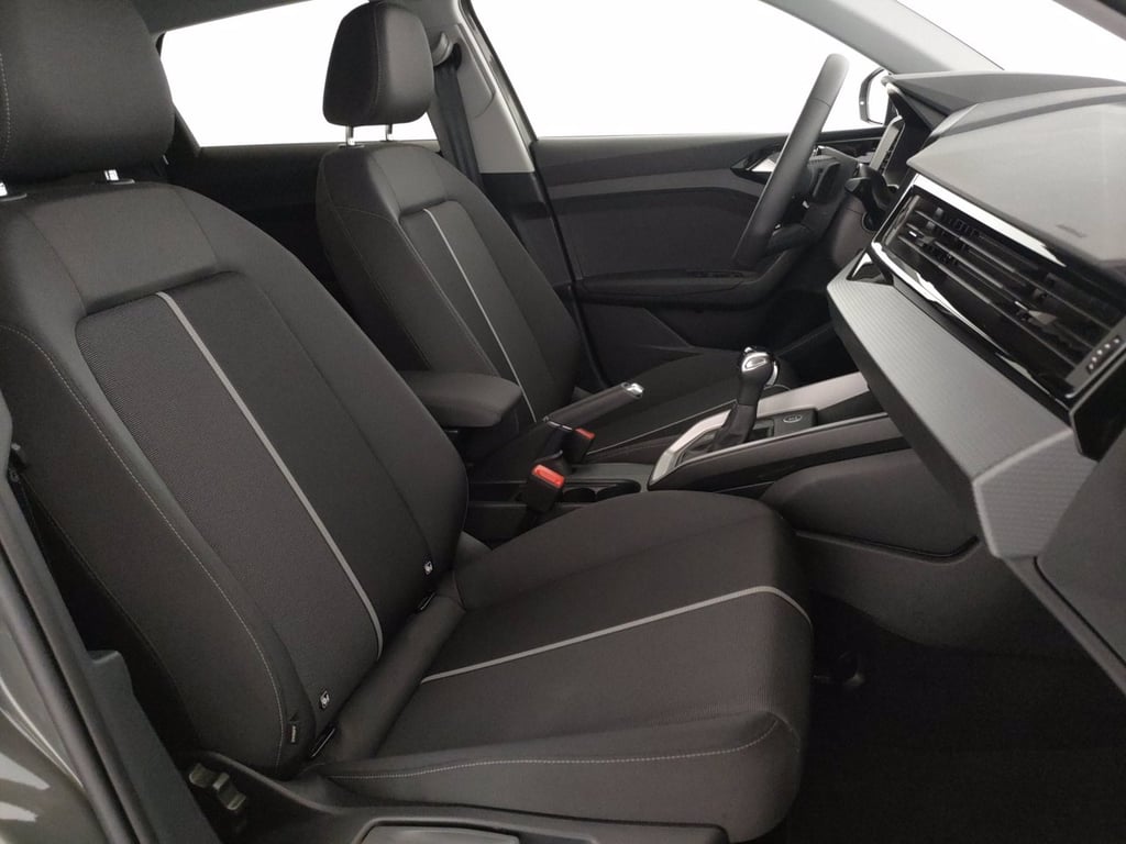 AUDI A1 sportback 30 1.0 tfsi business 116cv s-tronic