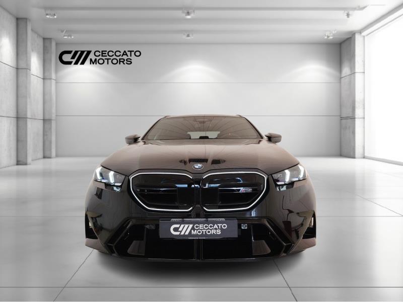 BMW M5 touring 4.4 727cv auto
