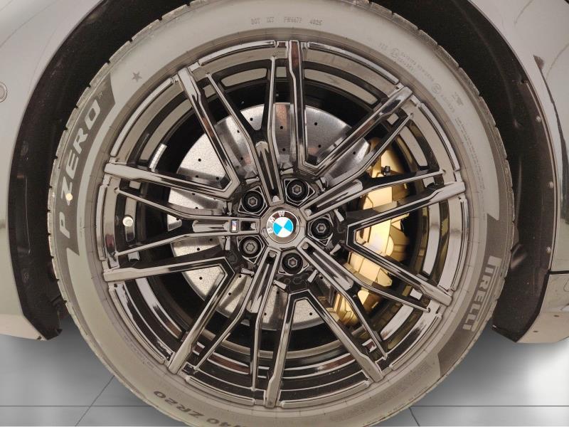 BMW M5 touring 4.4 727cv auto