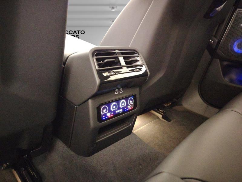 BMW M5 touring 4.4 727cv auto
