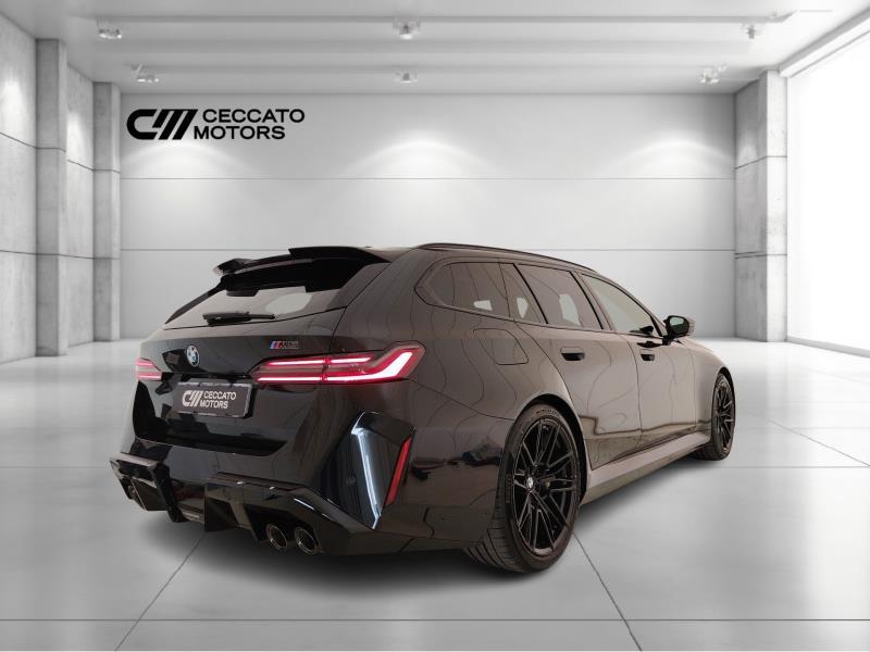 BMW M5 touring 4.4 727cv auto