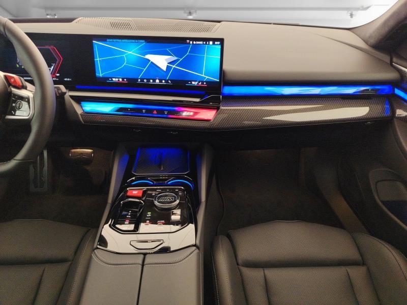 BMW M5 touring 4.4 727cv auto