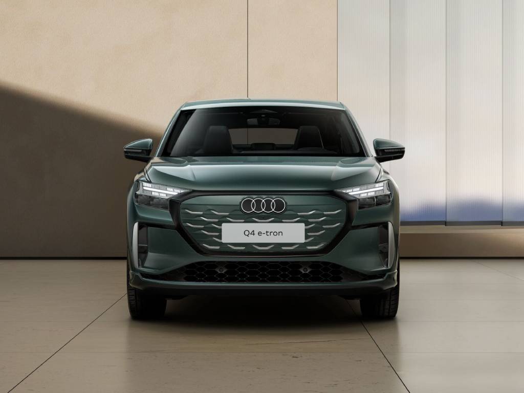 AUDI Q4 SBP e-tron quattro performance S Line