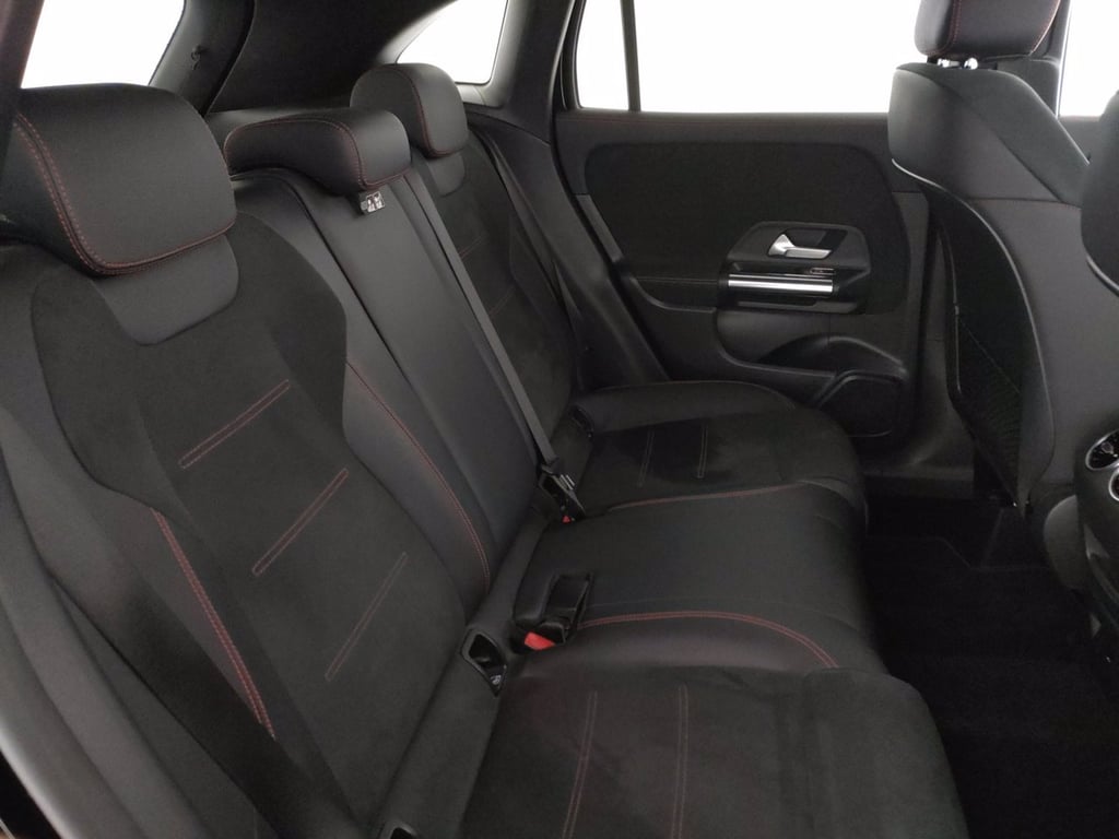 MERCEDES Gla 200 d premium 4matic auto