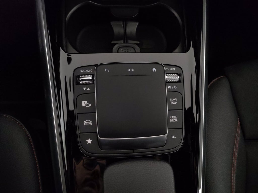 MERCEDES Gla 200 d premium 4matic auto