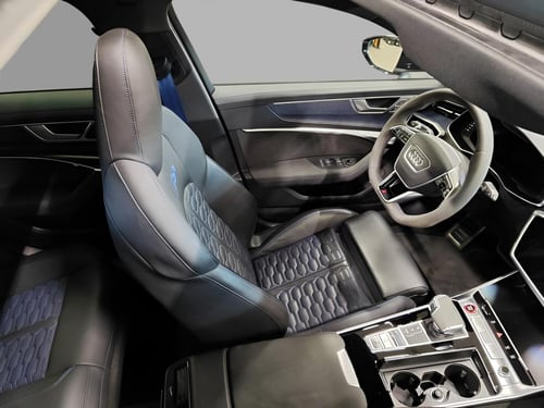 AUDI Rs6 avant 4.0 mhev performance quattro tiptronic