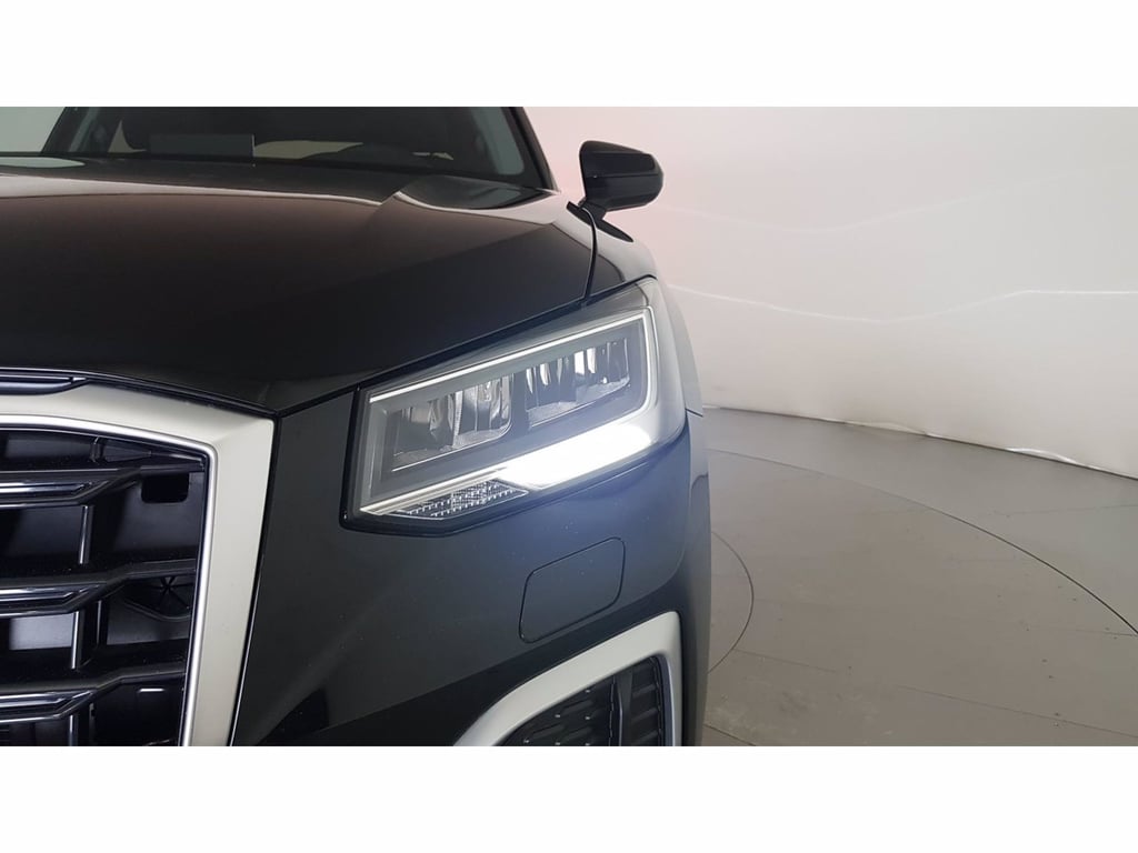 AUDI Q2 30 2.0 tdi business advanced