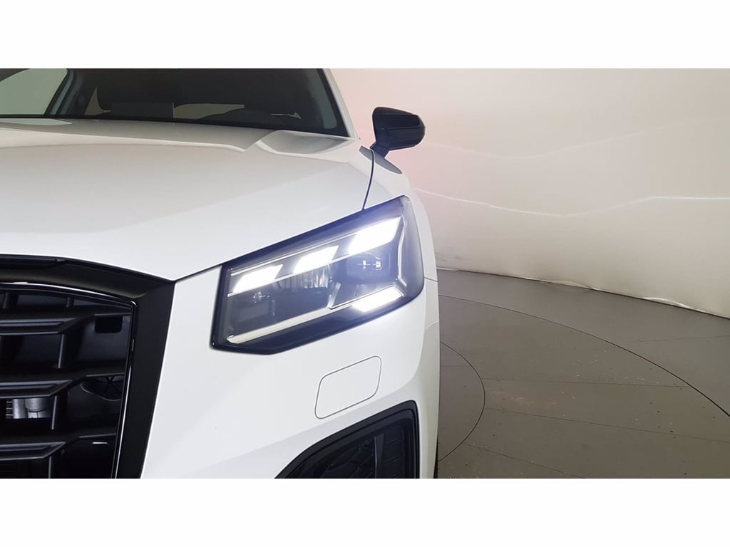 AUDI Q2 35 1.5 tfsi identity black s-tronic