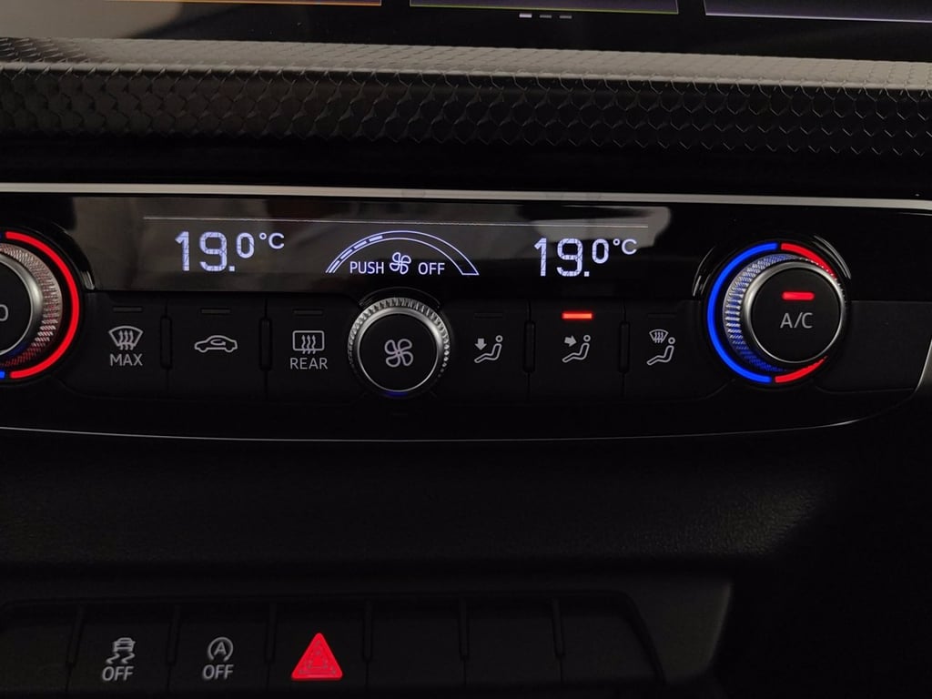 AUDI A1 sportback 30 1.0 tfsi admired 110cv s-tronic