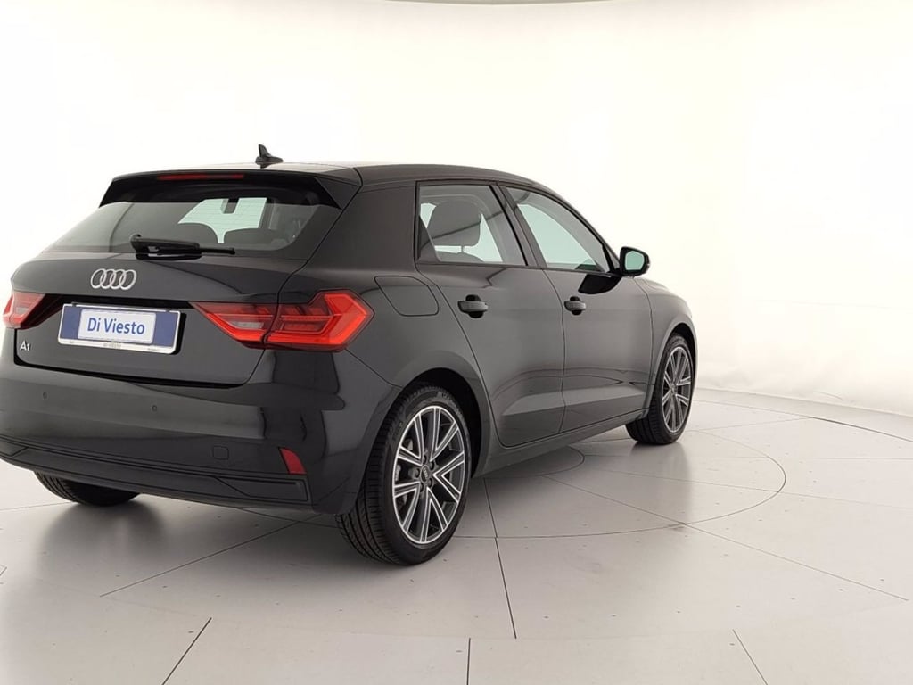 AUDI A1 sportback 30 1.0 tfsi admired 110cv s-tronic