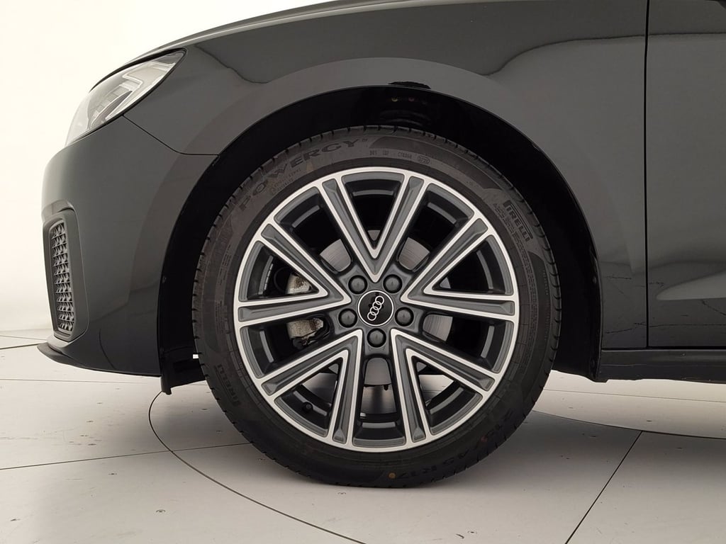 AUDI A1 sportback 30 1.0 tfsi admired 110cv s-tronic