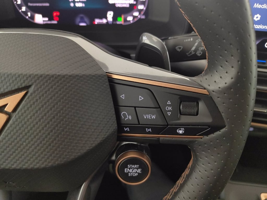 CUPRA Leon 1.5 hybrid 150cv dsg