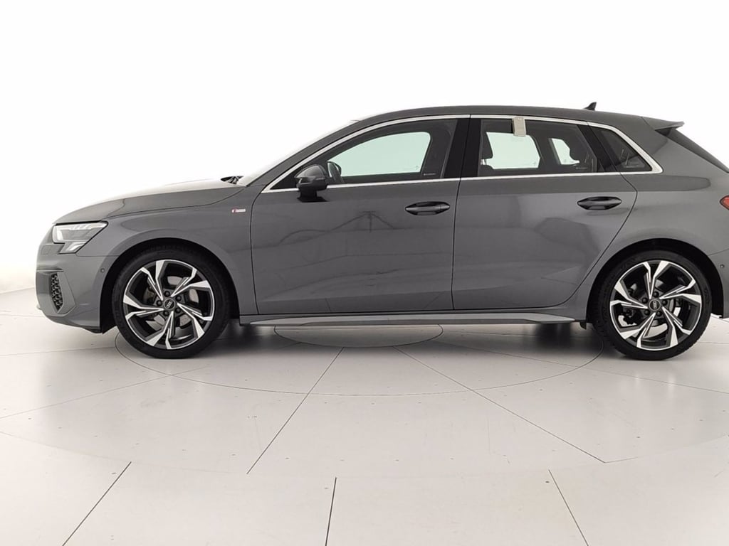 AUDI A3 sportback 35 1.5 tfsi s line edition
