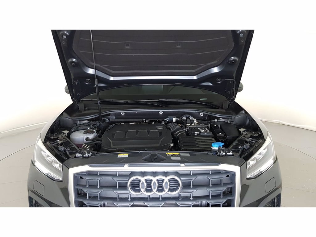 AUDI Q2 30 2.0 tdi business