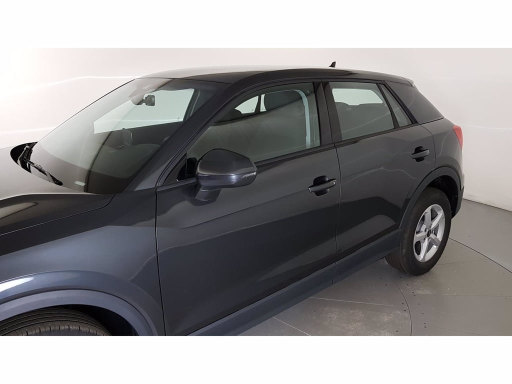 AUDI Q2 30 2.0 tdi business