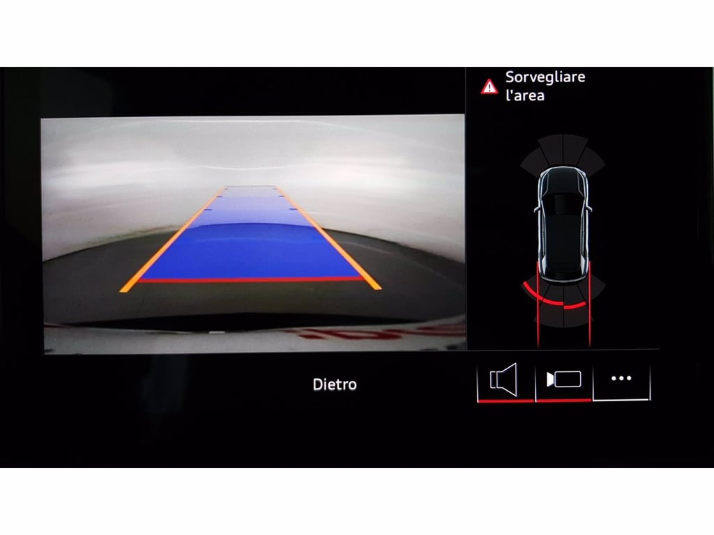 AUDI Q2 30 2.0 tdi business