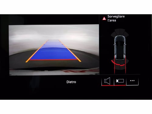 AUDI Q2 30 2.0 tdi business