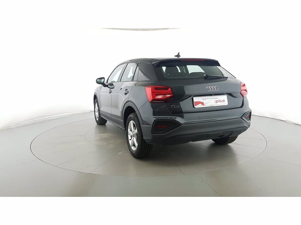 AUDI Q2 30 2.0 tdi business
