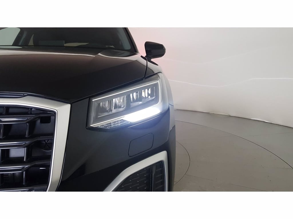 AUDI Q2 30 2.0 tdi business advanced