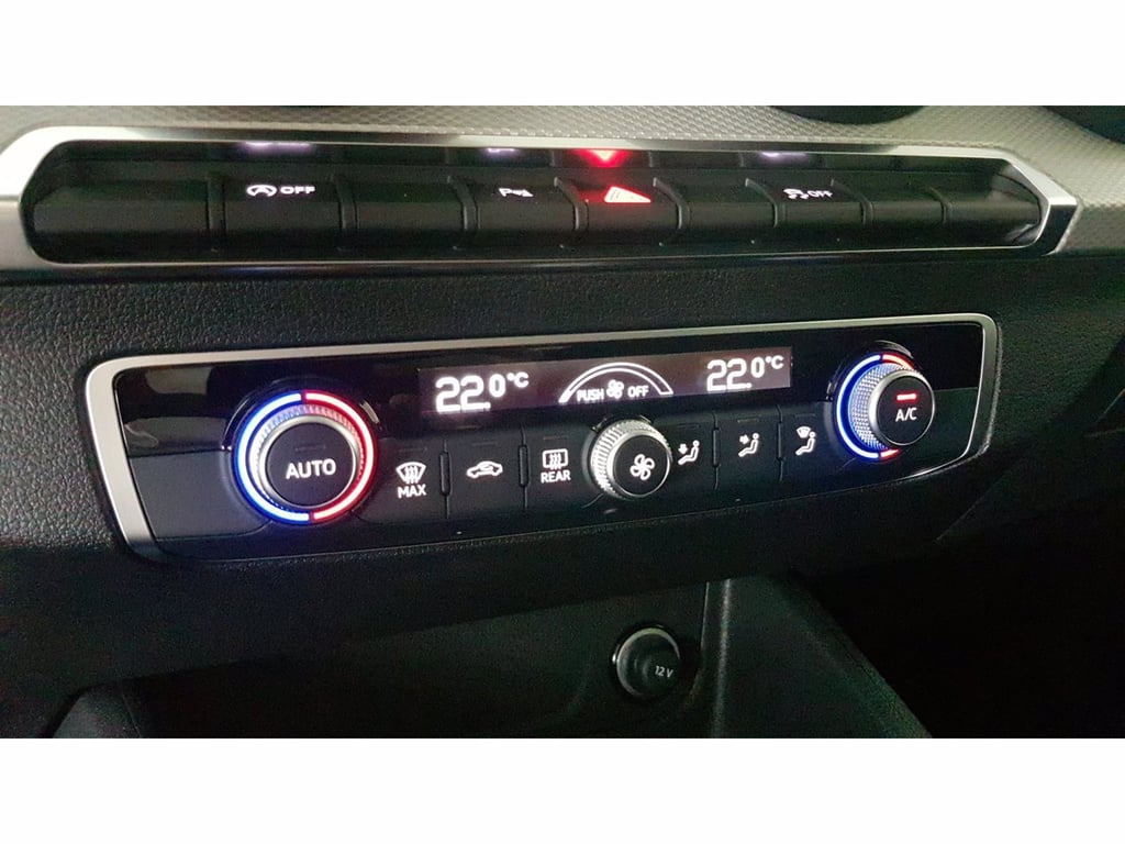 AUDI Q2 30 2.0 tdi business advanced