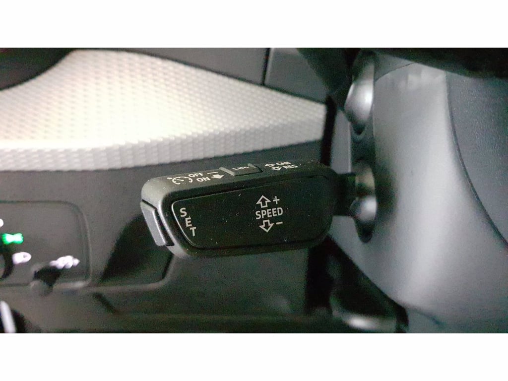 AUDI Q2 30 2.0 tdi business advanced