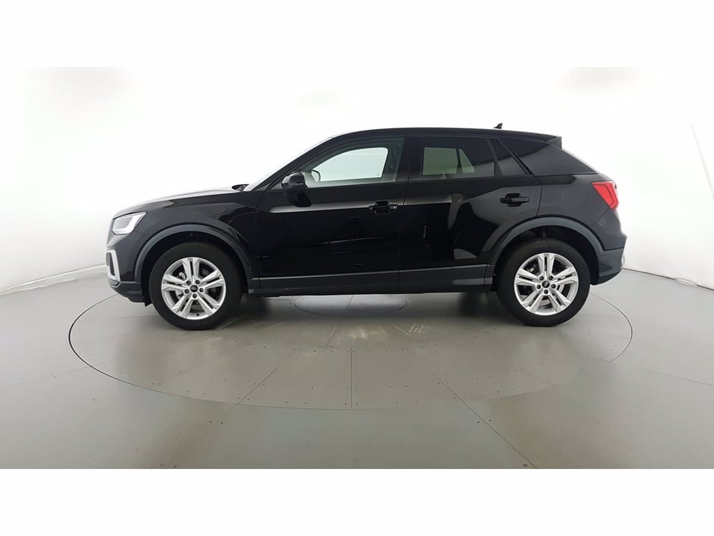 AUDI Q2 30 2.0 tdi business advanced