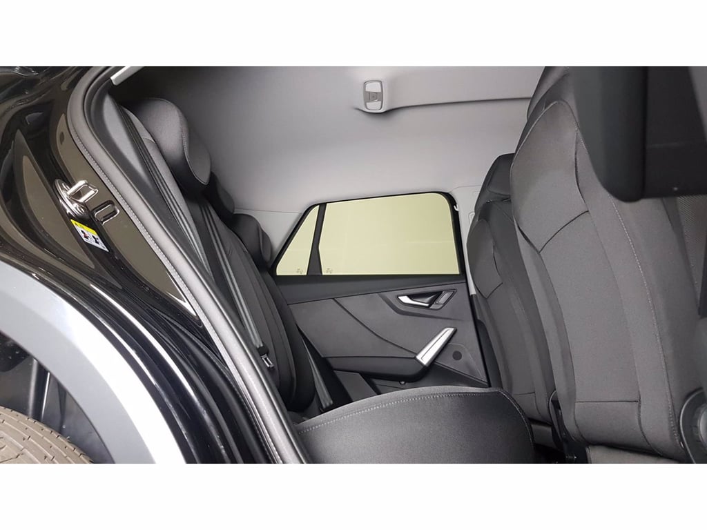AUDI Q2 30 2.0 tdi business advanced