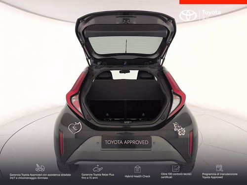 TOYOTA Aygo x 1.0 lounge 72cv s-cvt