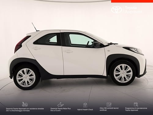 TOYOTA Aygo x 1.0 active 72cv