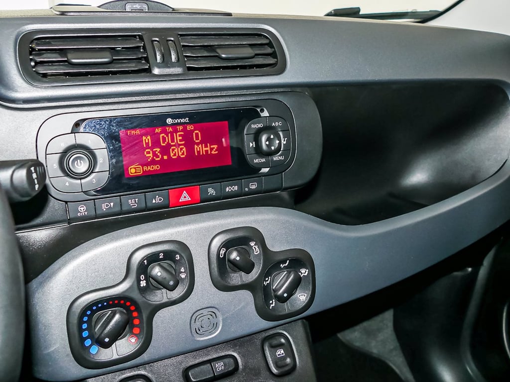FIAT Panda 1.2 lounge 69cv