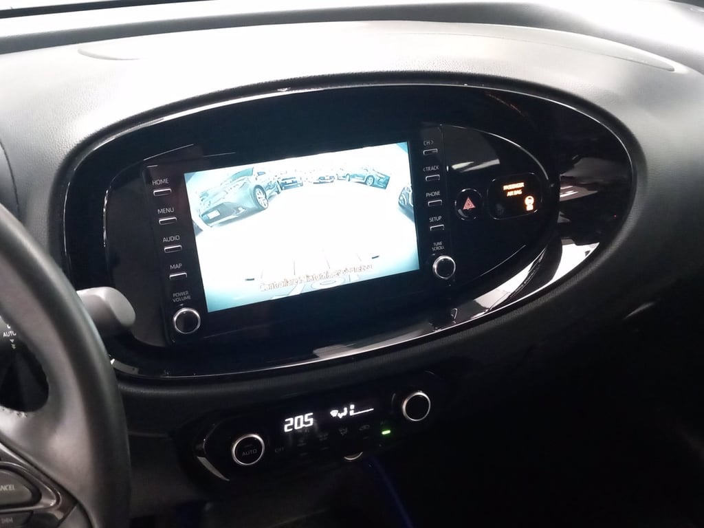 TOYOTA Aygo x 1.0 trend 72cv