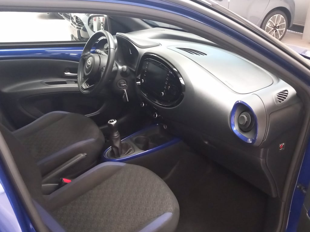 TOYOTA Aygo x 1.0 trend 72cv