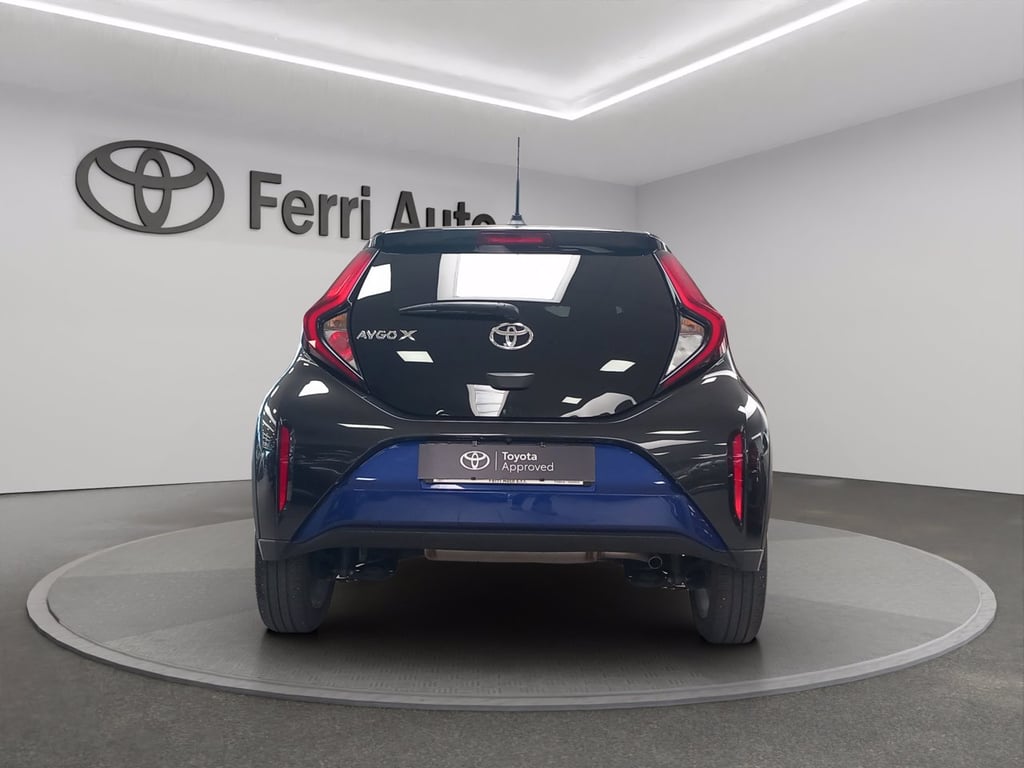 TOYOTA Aygo x 1.0 trend 72cv