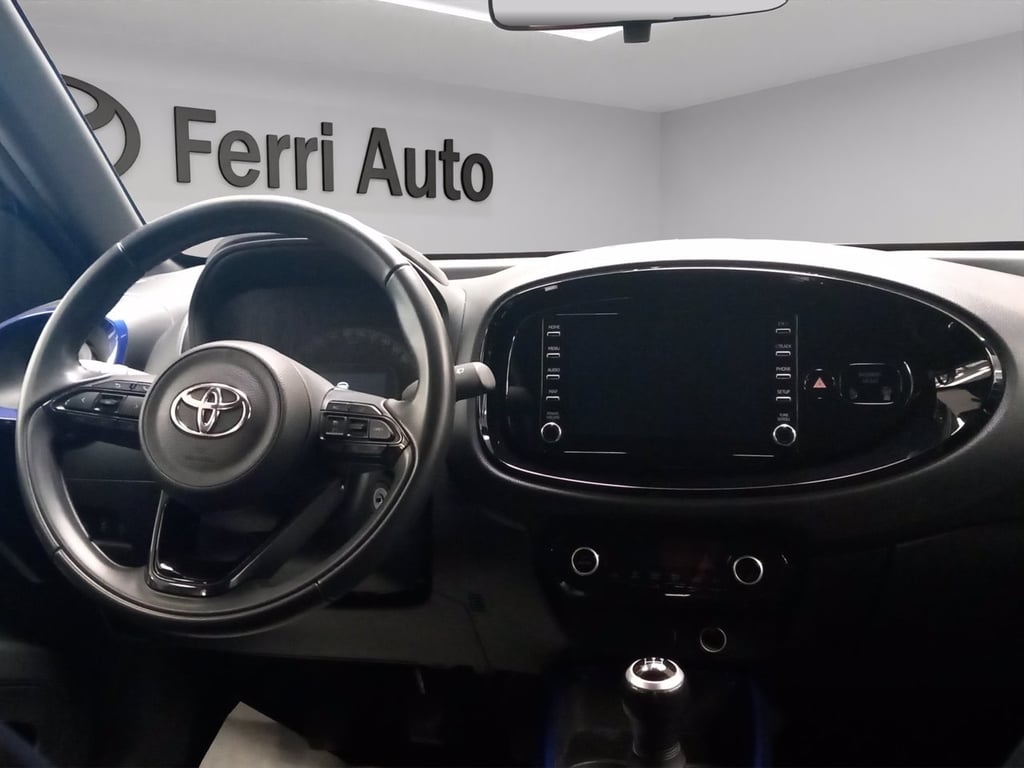 TOYOTA Aygo x 1.0 trend 72cv