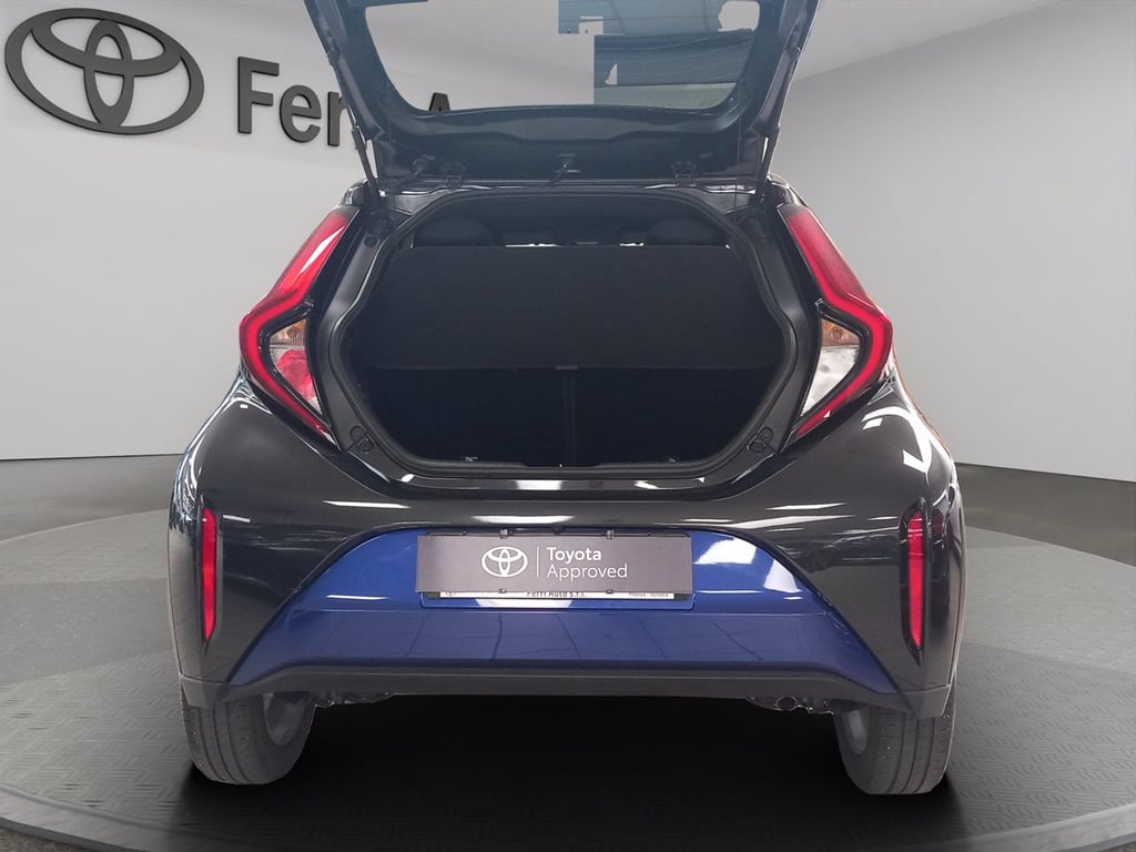TOYOTA Aygo x 1.0 trend 72cv