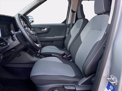 FORD Tourneo Courier 1.0 EcoBoost Titanium
