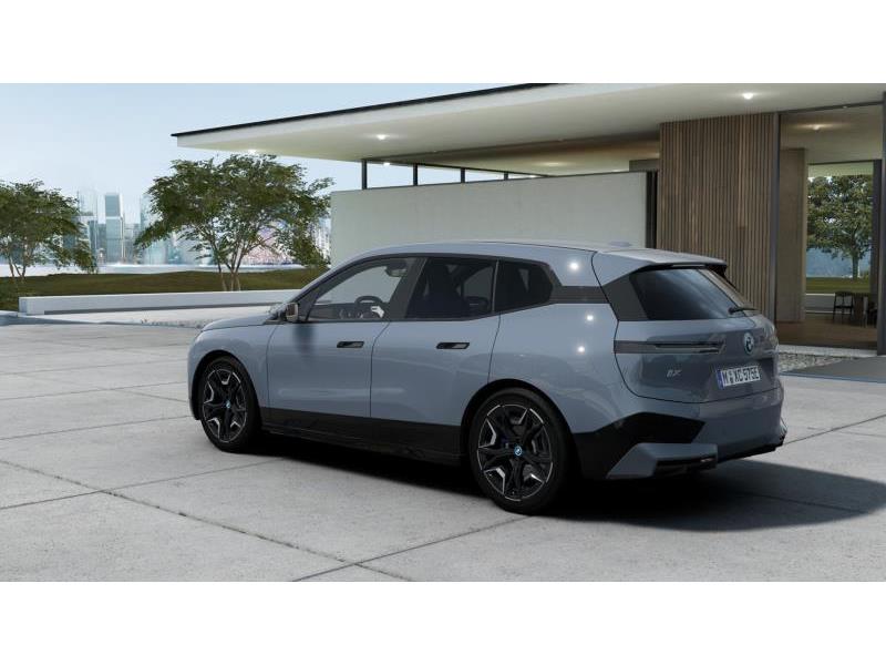 BMW Ix xdrive50 pacchetto sportivo