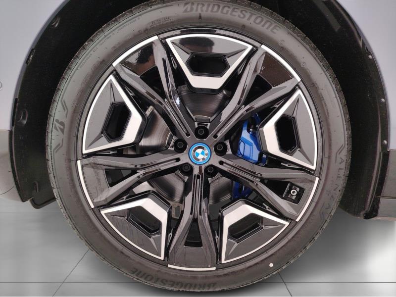 BMW Ix xdrive50 pacchetto sportivo
