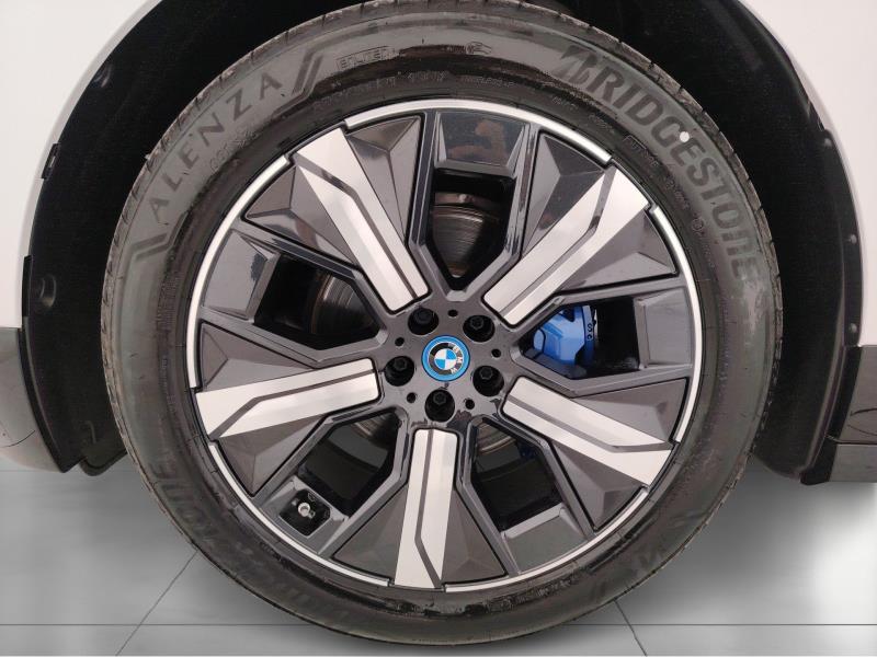 BMW Ix xdrive40 pacchetto sportivo