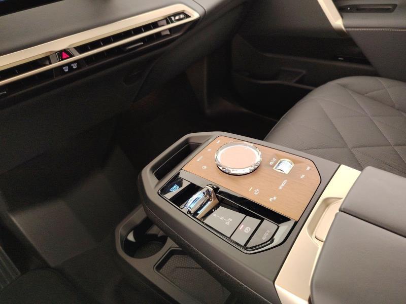 BMW Ix xdrive40 pacchetto sportivo