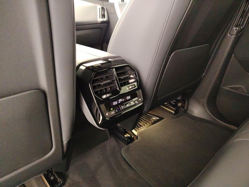 BMW Ix xdrive40 pacchetto sportivo